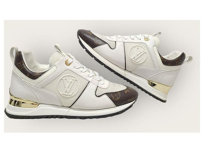 Louis Vuitton Sneakers White LV Monogram Runaway Bianco - vista 7