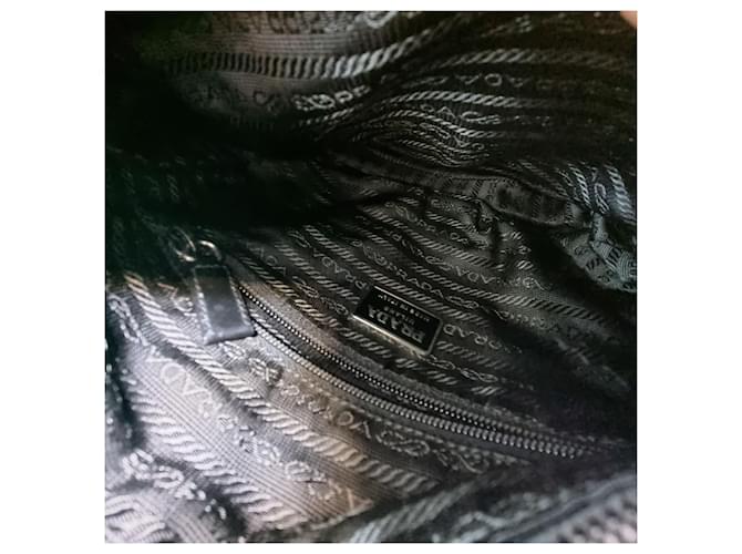 Prada Borsa a tracolla in nylon nero - vista 17