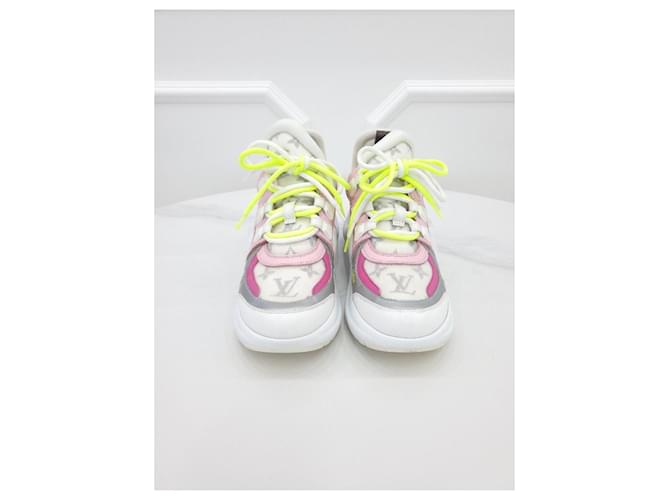 Louis Vuitton Archlight Monogram Rosa Pastello - vista 2