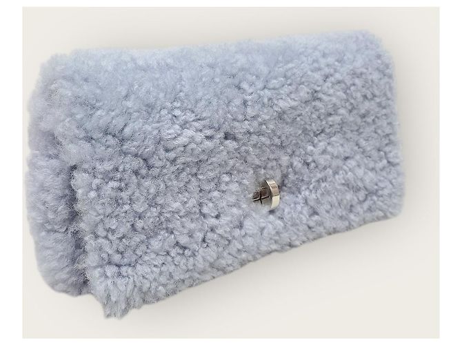 Miu Miu Borsa a tracolla e a spalla in shearling di agnello con logo Lila Blue - vista 3