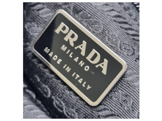 Prada Borsa a tracolla in nylon nero - vista 20