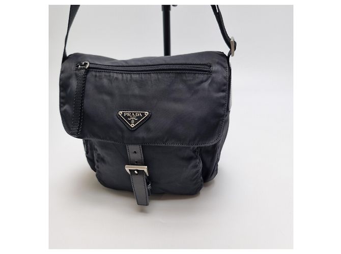 Prada Borsa a tracolla in nylon nero - vista 3