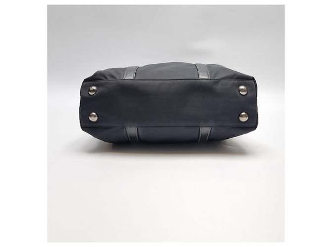 Prada Borsa Tote Crossbody in Nylon e Pelle Nera (Tracolla Rimovibile Inclusa) Nero - vista 16