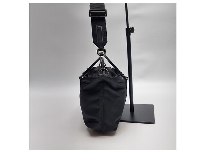 Prada Borsa Tote Crossbody in Nylon e Pelle Nera (Tracolla Rimovibile Inclusa) Nero - vista 7