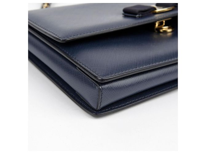 Salvatore Ferragamo Borsa a tracolla e crossbody Vara Gini in pelle Saffiano blu navy - vista 12