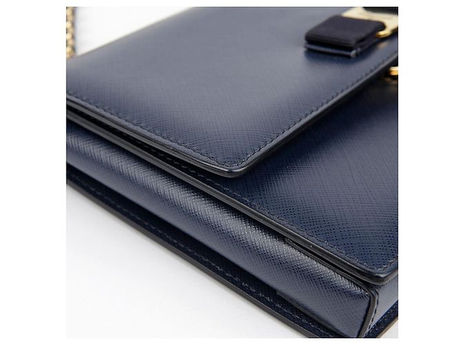 Salvatore Ferragamo Borsa a tracolla e crossbody Vara Gini in pelle Saffiano blu navy - vista 14