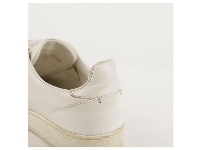 Louis Vuitton Sneakers Frontrow in pelle bianca Bianco - vista 11