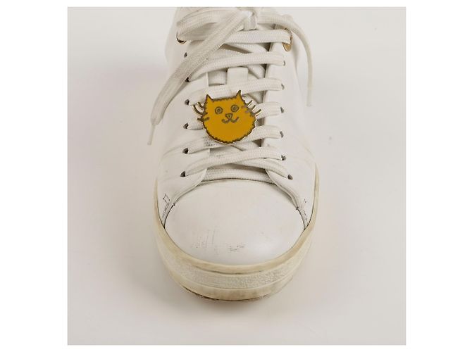Louis Vuitton Sneakers Frontrow in pelle bianca Bianco - vista 16