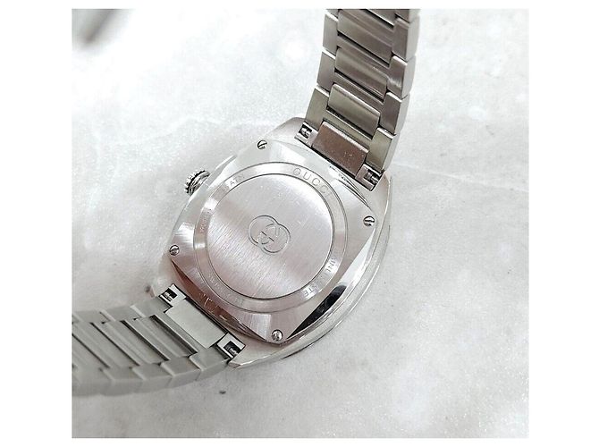 Gucci Diamantbesetzte Interlocking-Uhr - Ansicht 5