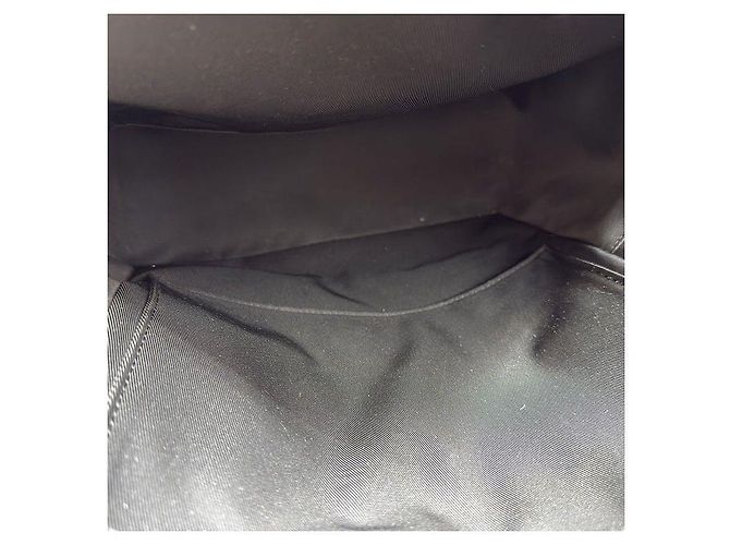 Louis Vuitton Mochila Dean Monogram Macassar - vista 8