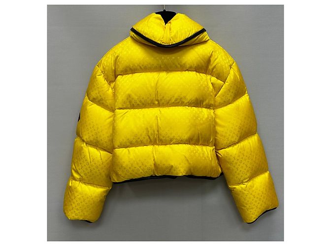 Louis Vuitton Chaqueta acolchada Monogram Dorado - vista 5
