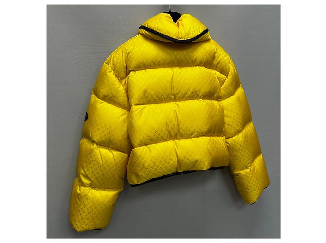 Louis Vuitton Chaqueta acolchada Monogram Dorado - vista 6