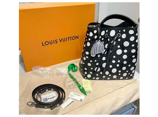 Louis Vuitton Monogram Empreinte Kusama Yayoi Noe Black Nero - vista 8