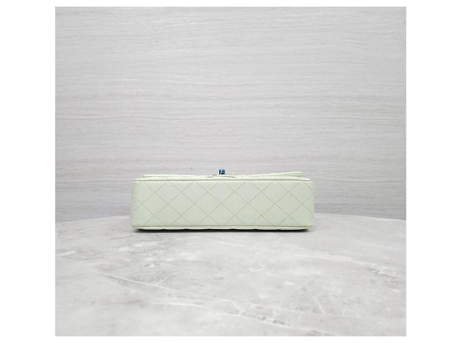 Chanel Borsa Flap con Catena Media Classic Caviar Menta Oro Champagne Verde - vista 7