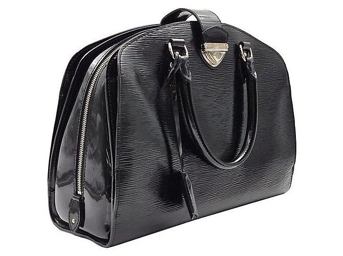 Louis Vuitton Patent Epi Pont Neuf GM Nero - vista 3
