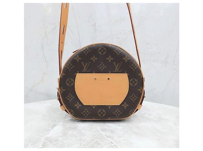 Louis Vuitton Borsa a tracolla Bouatinsha Po Suple Monogram Nero - vista 3