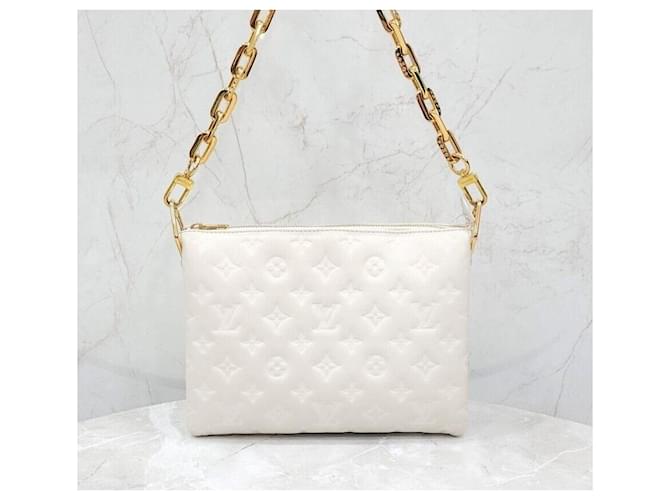 Louis Vuitton Borsa a Catena Monogram Coussin Argento - vista 4