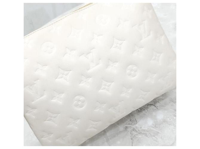Louis Vuitton Borsa a Catena Monogram Coussin Argento - vista 5