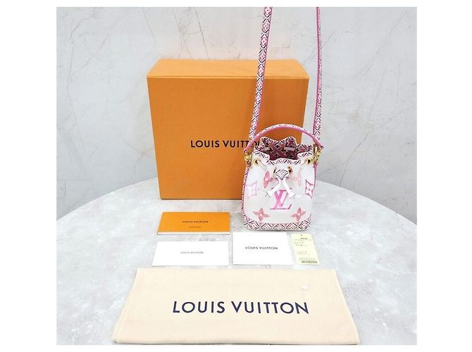 Louis Vuitton Borsa a secchiello Monogram Nano Noé Rosa - vista 8