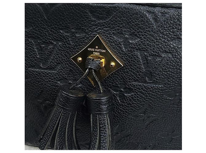 Louis Vuitton Bolsa de Ombro em Canvas Monogram - vista 4