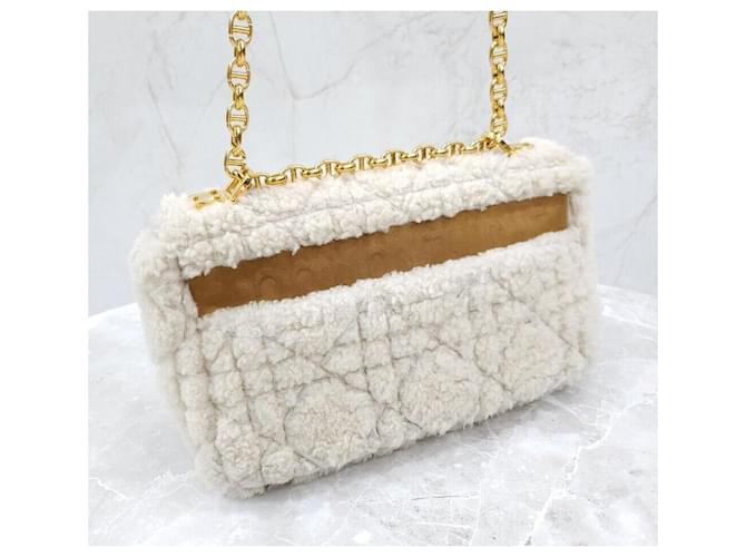 Dior Borsa a Spalla Caro in Shearling Medium Argento - vista 4