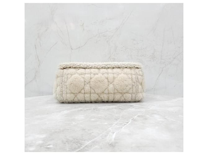 Dior Borsa a Spalla Caro in Shearling Medium Argento - vista 7