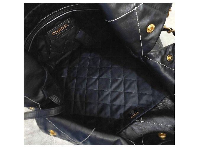 Chanel Borsa a Spalla Medium Stitch Nera con Hardware Oro Nero - vista 8