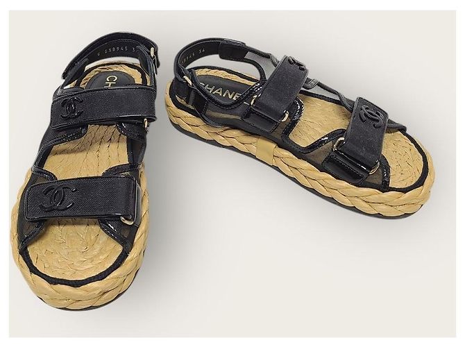 Chanel Sandali in mesh patentato con logo CC nero e chiusura in velcro - vista 4