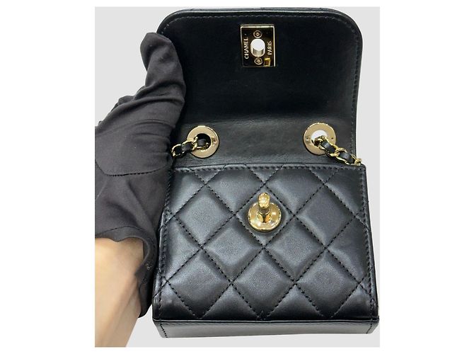 Chanel Mini borsa a catena Trendy CC in agnello nero e oro - vista 7