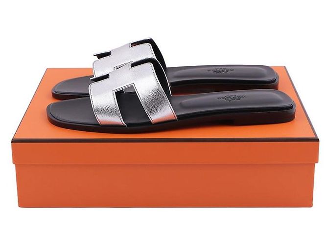 Hermès Oran Sandalen Silber - Ansicht 12