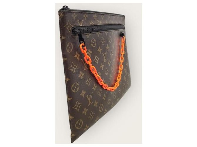 Louis Vuitton Clutch con catena monogramma Virgil Abloh Marrone - vista 3