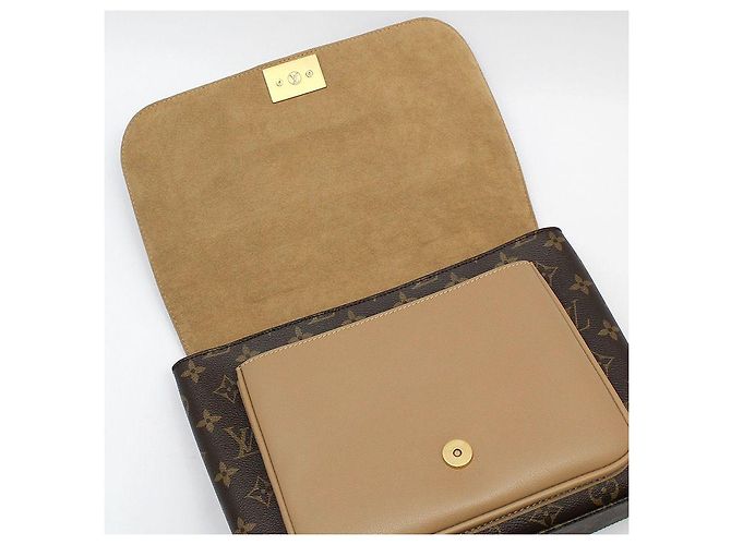 Louis Vuitton Borsa a Spalla Monogram Sesame Marignan Marrone - vista 9