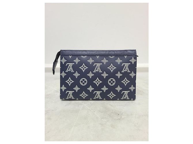 Louis Vuitton Portafoglio indossabile Gascan Monogram Shadow blu inchiostro e bianco - vista 7