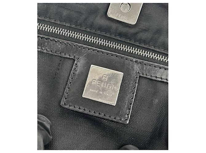 Fendi Borsa a tracolla Juka nera Nero - vista 8