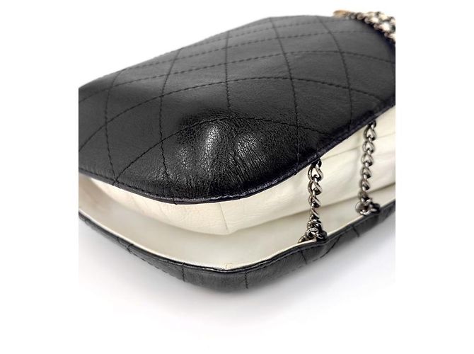 Chanel Borsa a tracolla a secchiello Gabrielle nera - vista 10