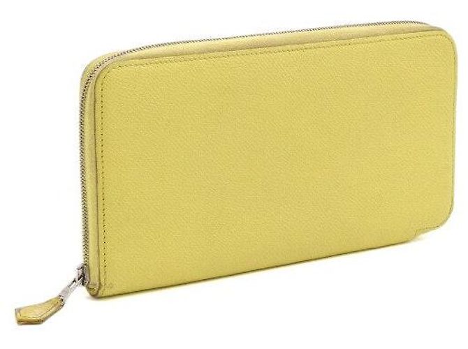 Hermès Portafoglio lungo con zip in pelle e seta gialla - vista 3