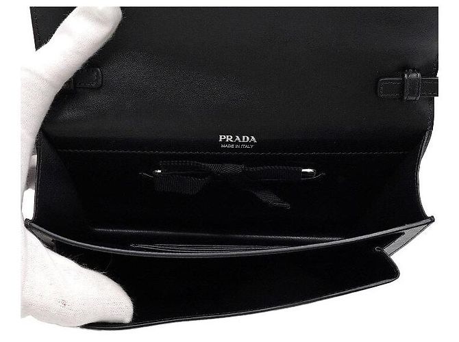 Prada Mini borsa a tracolla e borsa crossbody in Saffiano - vista 6
