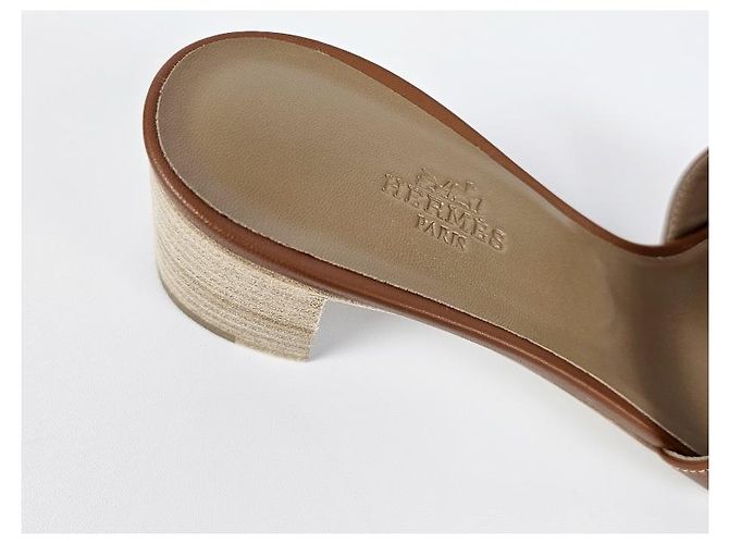 Hermès Sandali e ciabatte dorati da donna D'oro - vista 12