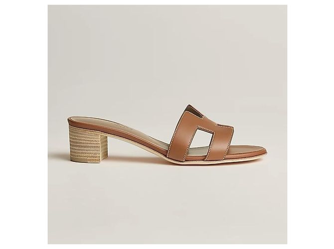 Hermès Sandali e ciabatte dorati da donna D'oro - vista 3
