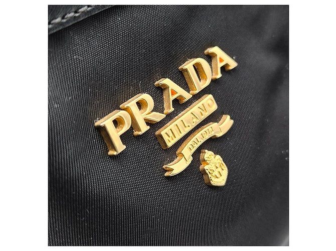 Prada Borsa Tote e Borsa a Spalla in Tessuto Re-Nylon Nero - vista 8