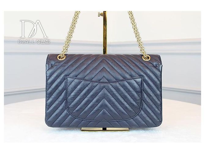 Chanel Serie Vintage Large Chevron Navy Blu - vista 2