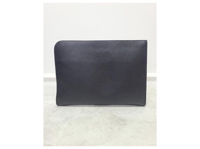 Prada Maletín de Viaje Clutch en Saffiano Negro con Logo Azul - vista 5