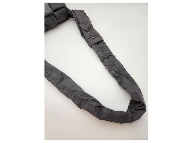Cassette Bottega Veneta Bolso Bottega Padded Tech Gris Estado Castaño - vista 15
