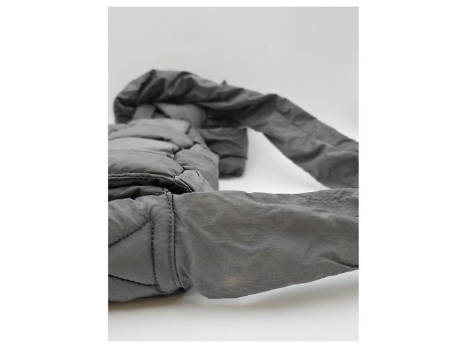 Cassette Bottega Veneta Bolso Bottega Padded Tech Gris Estado Castaño - vista 17