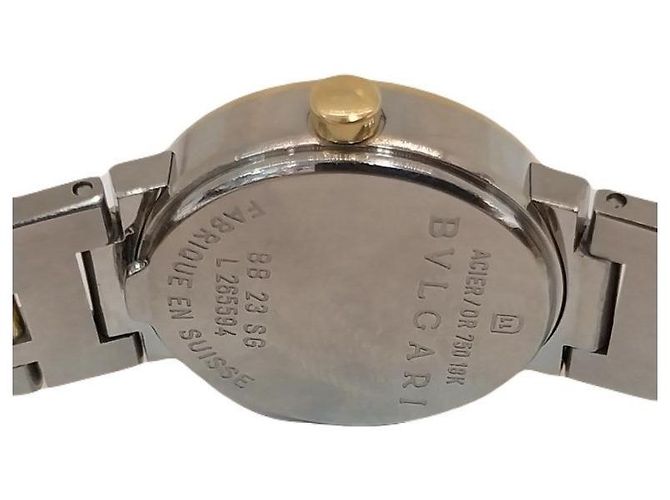 Relógio feminino Bulgari mostrador preto combinação ouro com data quartz - vista 3
