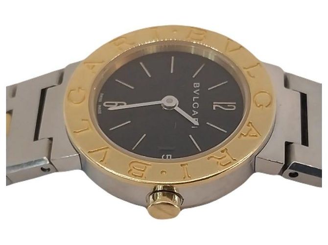 Relógio feminino Bulgari mostrador preto combinação ouro com data quartz - vista 4