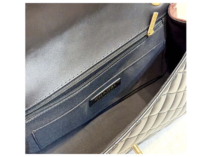 Chanel Borsa Wide Flap in agnello nero Gold Series - vista 7