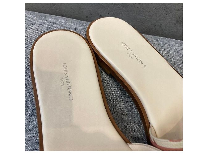 Louis Vuitton Sandalo Mule Monogram Sandal Slide Pink Rosa - vista 2