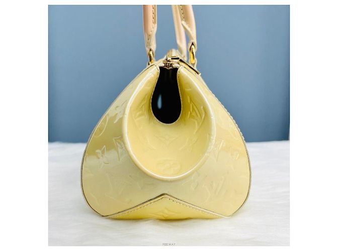 Louis Vuitton Borsa Tote Vernis Sherwood PM Bianco - vista 3