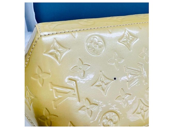 Louis Vuitton Borsa Tote Vernis Sherwood PM Bianco - vista 7